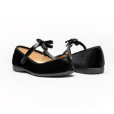 Katie Black by childrenchic
